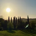 La Corte Del Sole