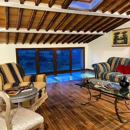 Feriegård La Corte Del Sole Siena